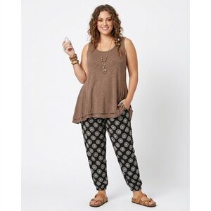 13. Umgee Hacci Tunic Old Navy Patterned Joggers J. Jill Boho Necklace Bundle